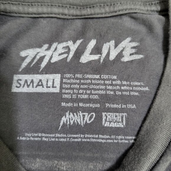 THEY LIVE Graphic T Shirt Small Gray John Carpenter MONDO Fright Rags - Picture 7 of 7